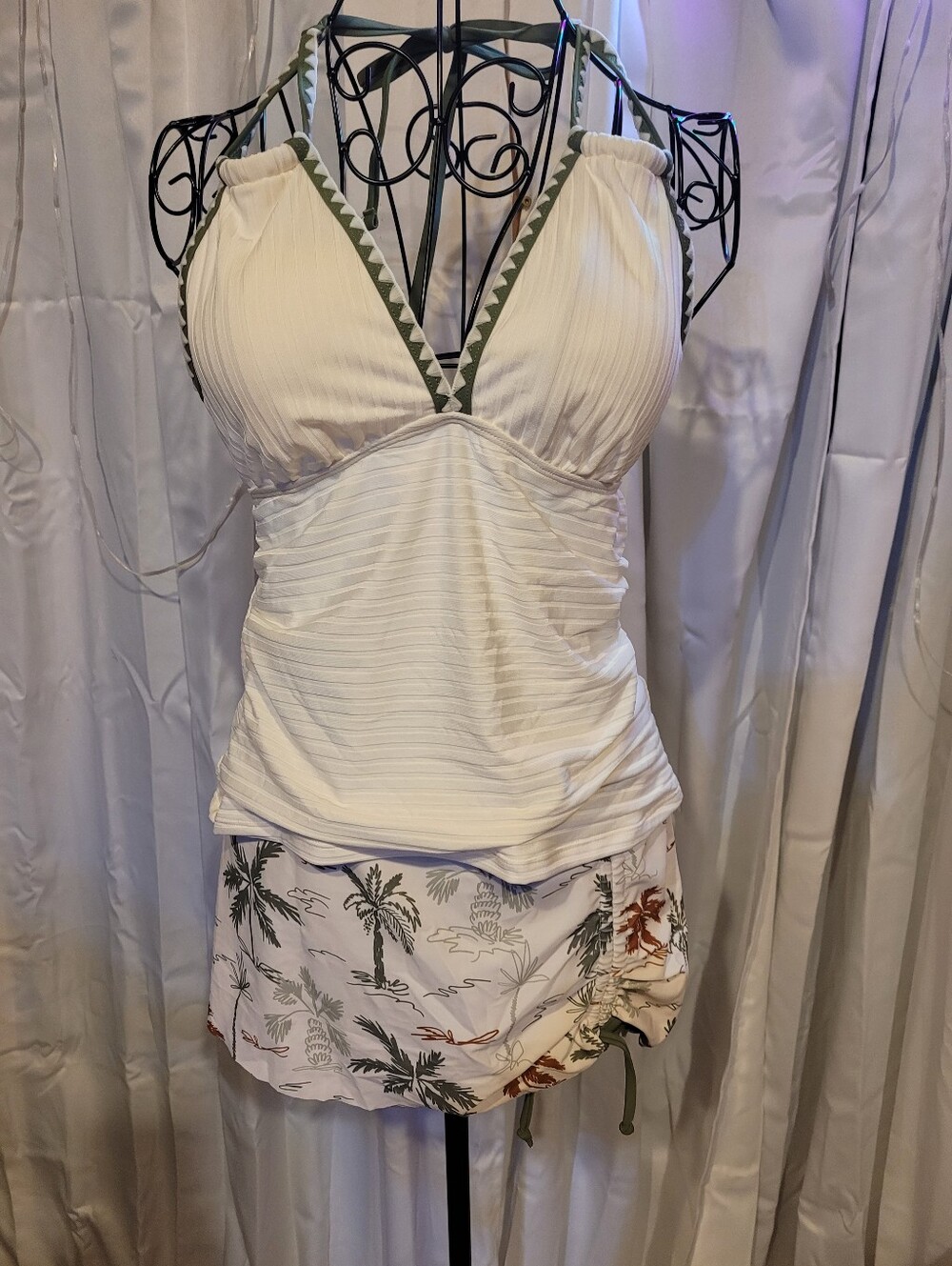 Amazon Cream and Green Women's Swim Tankini Top